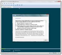 Step 4 of Windows 8 installation process in VMware virtual machine.