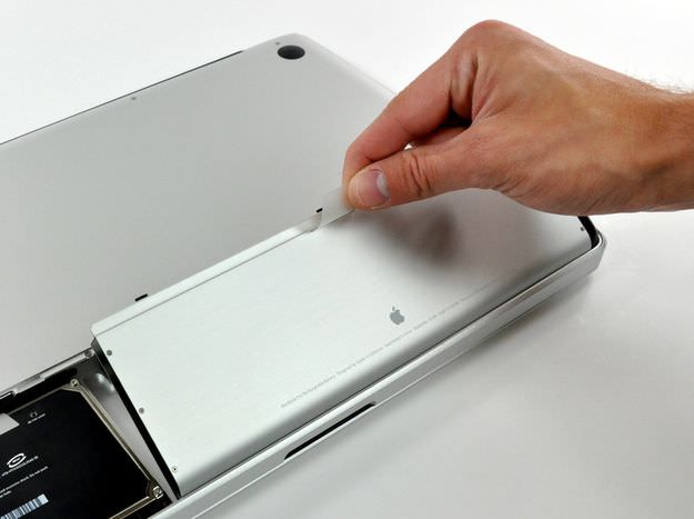 Hard drive replacement in the MacBook Pro Late 2008 and Early 2009